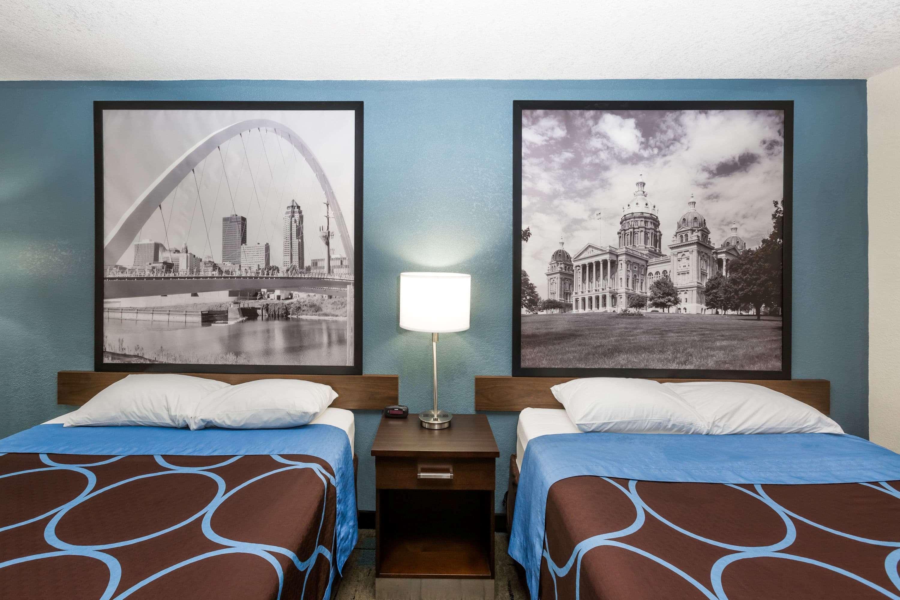 Super 8 By Wyndham Urbandale/Des Moines Area Motel Екстериор снимка